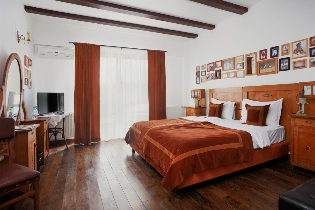 Hotel Conacul Archia Deva Zewnętrze zdjęcie