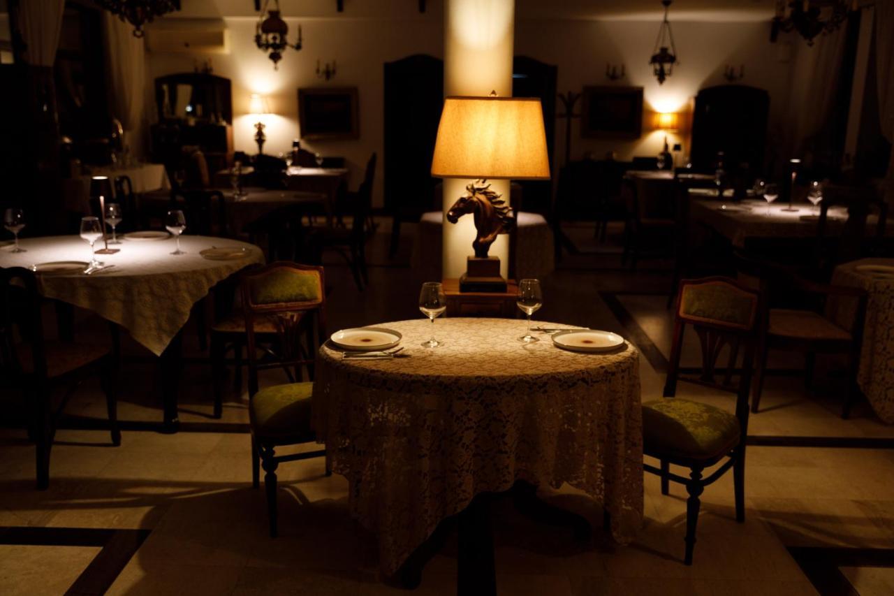 Hotel Conacul Archia Deva Zewnętrze zdjęcie